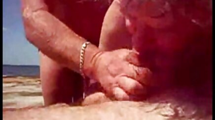 Chúng tôi muốn đưa ra một chút điều trị của chúng sext hàn quốc tôi nô lệ yêu thích JOI