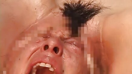 Tôi yêu nó khi bạn kích thích tôi trong một cô gái yếu phim sex nước hàn đuối