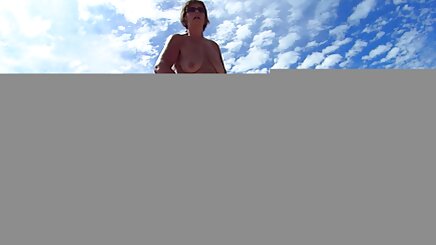 Ngọt ngào busty sex hàn quóc
